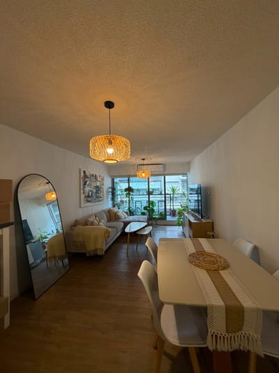 IMPECABLE CON HERMOSA TERRAZA Y BARBACOA, LAUNDRY.