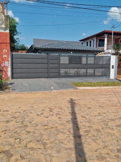 Casa A Estrenar Venta Villa Elisa 350m2 2 Dorm 2 Garage