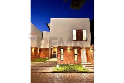 Vendo hermoso duplex en Luque Loma merlo