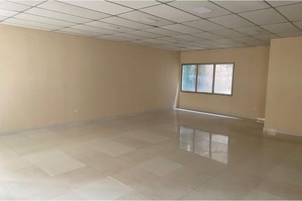 "Oficina Ideal en el Centro de Paraguay: 110 m²"