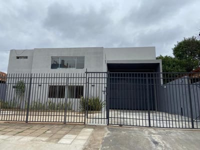 En Alquiler Depósito Barrio Villa Aurelia - Asunción A558