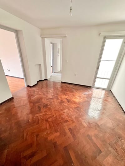 ALQUILER CIUDAD VIEJA: 2 DORM BALCÓN