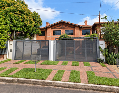 Duplex amoblado con Piscina zona Goethe