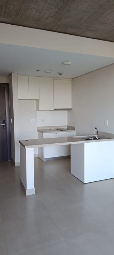 ALQUILO – DEPARTAMENTO DE 1 DORMITORIO + COCHERA. BARRIO MBURUKUYA