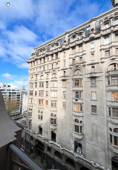 SE ALQUILA APARTAMENTO CENTRO,PROXIMO A 18 DE JULIO