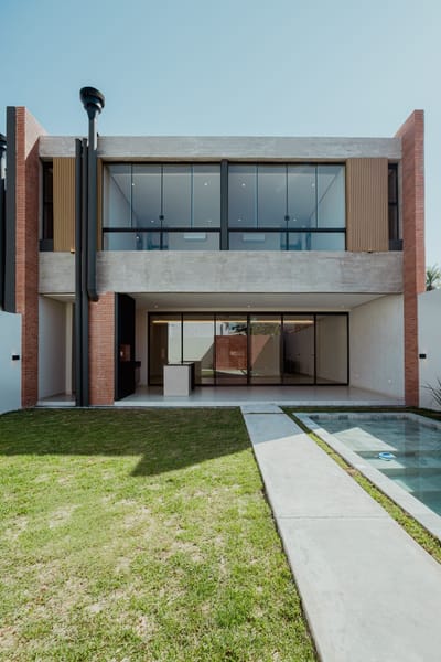 Casa a estrenar Mbocajaty
