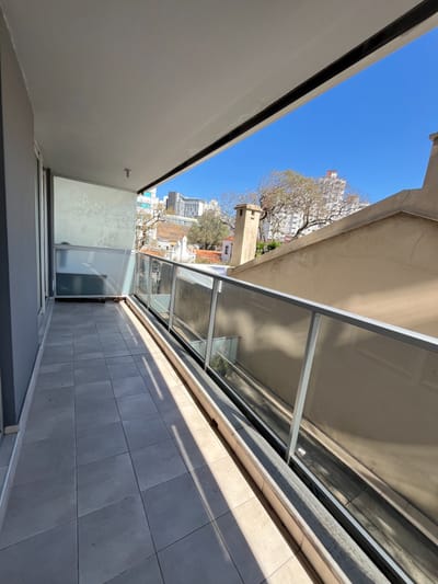 ALQUILER APARTAMENTO PUNTA CARRETAS  ESQUINA RAMBLA 1 DORMITORIO TERRAZA AMPLIA,MODERNO, PRECIOSO!