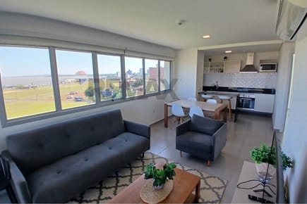 Departamento - Alquiler - Encarnación, Itapúa, Paraguay