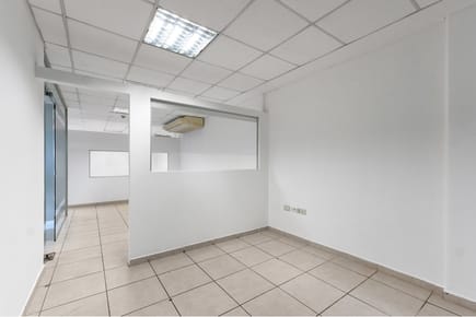 OFICINAS CORPORATIVAS EN EDIFICIO BUSINESS CENTER