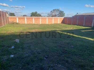 TERRENO EN VENTA – TOTALMENTE AMURALLADO Y SEGURO