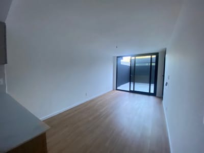 VENTA APARTAMENTO UN DORMITORIO CON PATIO POCITOS ESTRENA