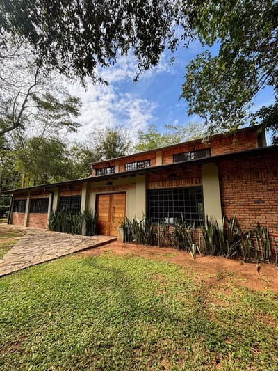 VENDO RESIDENCIA AMOBLADA EN SAN BERNARDINO-ZONA SÚPER SEIS