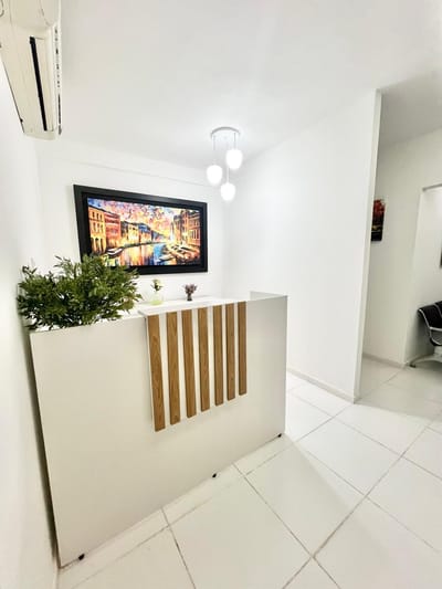 En Alquiler Oficinas / Consultorios Amoblados y Equipados para Profesionales en Barrio Villa Aurelia A443