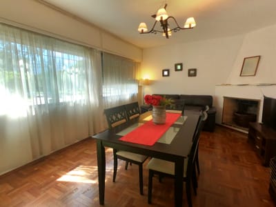 CASA EN ALQUILER – MALVÍN SUR 3 DORMITORIOS | 2 COCHERAS | SIN GASTOS COMUNES