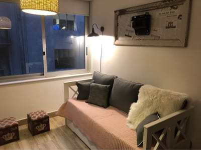 ALQUILER MONOAMBIENTE AMUEBLADO CIUDAD VIEJA
