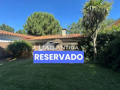 Venta Casa Dos Dormitorios En Atlántida Sur! En Un Punto Exclusivo! Inmobiliaria Atlántida.