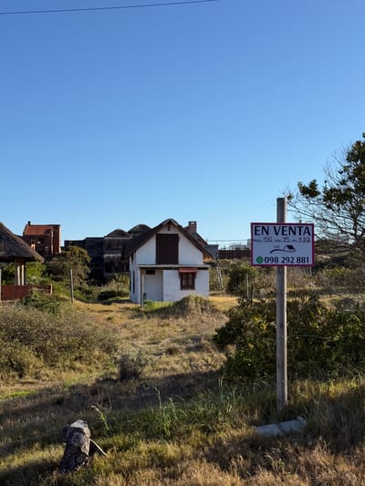 Terreno en Bv. Santa Teresa a 300 m del mar – Excelente ubicación