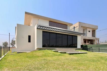 VENDO RESIDENCIA EN CONDOMINIO AQUATERRA