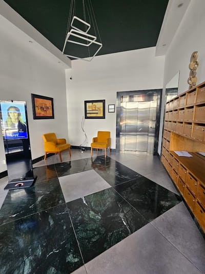 Apartamento un dormitorio, garage y box, 4to piso al frente