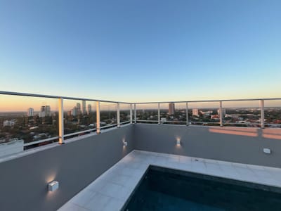 ALQUILO DPTO A ESTRENAR SEPTIEMBRE 2026 CON COCHERA Y BALCON CON PARRILLA CON AMENITIES ZONA MOLAS LOPEZ ASUNCION