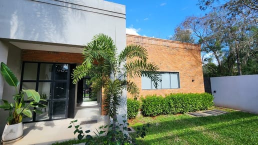 VENDO HERMOSA CASA AMOBLADA EN SAN BERNARDINO