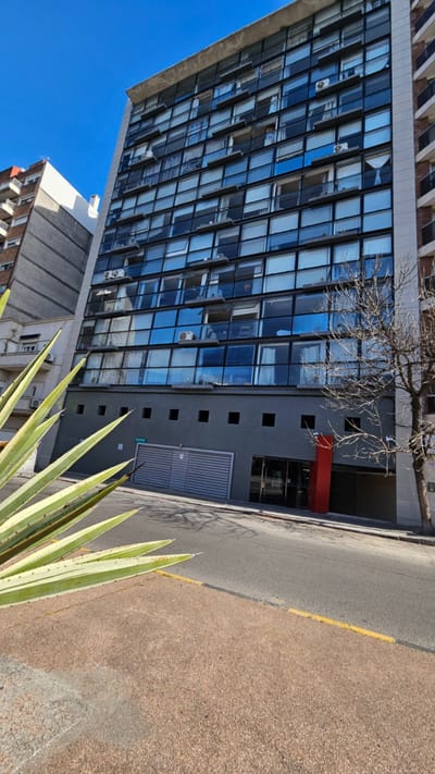 Oportunidad venta Monoambiente amoblado Parque Rodo