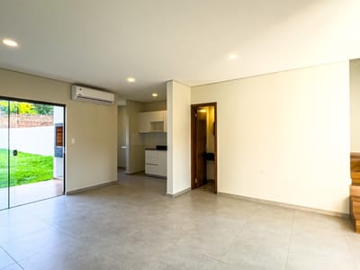 DÚPLEX A ESTRENAR EN FERNANDO DE LA MORA (ZONA SUR)