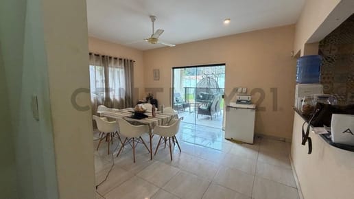Venta de Casa en Ycuá Satí, Asunción