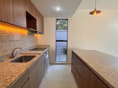 VENDO DUPLEX PREMIUM EN CUARTO BARRIO LUQUE