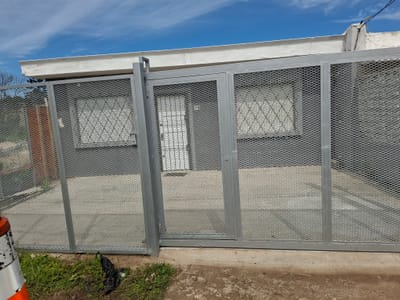 Alquiler casa en Malvin Norte sobre Rambla Euskalerria, 2 dormitorios
