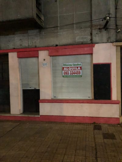 ¡LOCAL COMERCIAL 30 M² EN ALQUILER LA COMERCIAL!