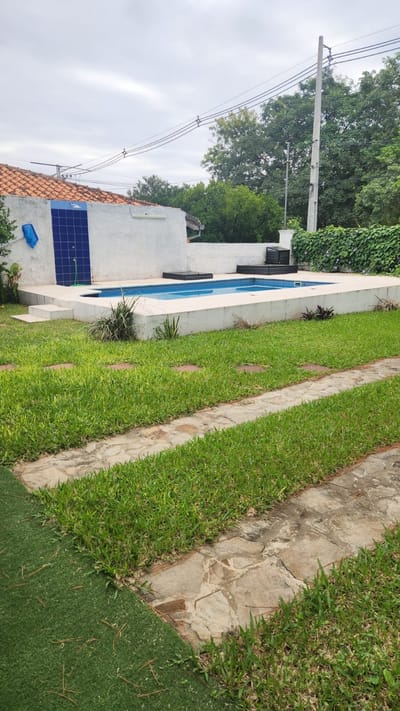 VENDO CASA EN SAN BERNARDINO - BARRIO COLON