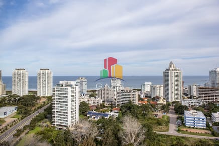 Se vende apartamento en ocean drive II de 3 dormitorios, Punta del Este