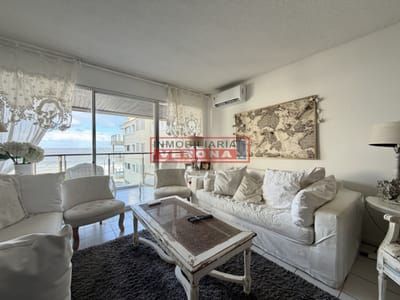 Amplio Apartamento de 3 Dormitorios en la Península de Punta del Este