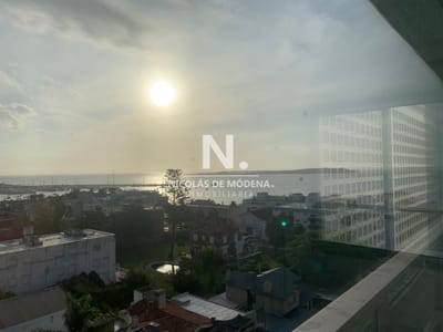 Apartamento de 2 dormitorios en exclusiva zona de Punta del Este!  Oportunidad para vivir o invertir
