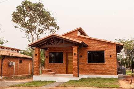 CASA EN VENTA - Presidente Franco. Km 6 Monday