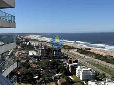 BRAVA ALQUILER TORRE PISO 25 CATEGORIA PEGADO AL GRAND HOTEL