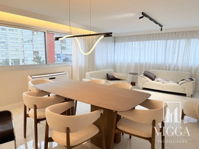 Venta Apartamento Peninsula 3 dormitorios Punta del Este