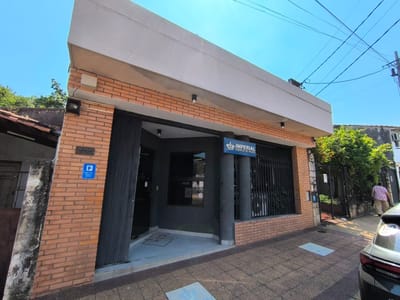 ALQUILO OFICINA EN EL CENTRO DE ASUNCION