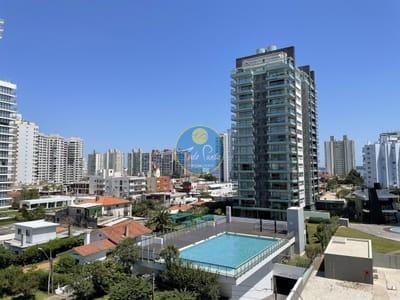 Apartamento en Aidy Grill, 3 dormitorios , venta, torre de categoría.