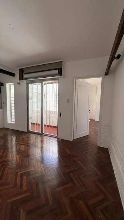 Alquiler Apartamento Un Dormitorio Con Balcón En Pocitos
