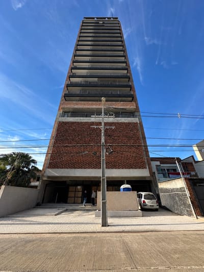 VENDO DEPARTAMENTO EN BARRIO MBURUCUYA ZONA TRANQUILA Y DE FACIL ACCESO AL WORLD TRADE CENTER