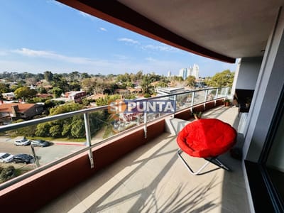 APARTAMENTO UBICADO A PASOS DEL SHOPING Y CENTROS MEDICOS