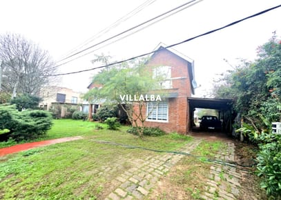 Venta - casa en Pinares