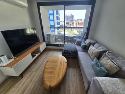 Apartamento en venta de 2 dormitorios a pasos del mar en Brava - Punta del Este
