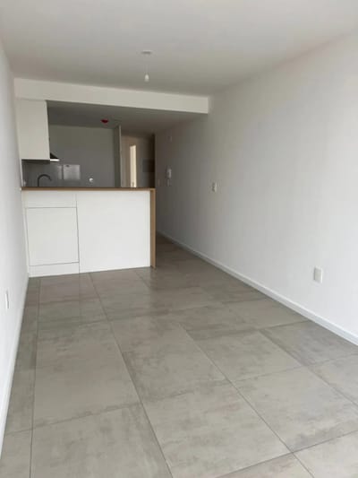 Venta A Estrenar Apartamento De 2 Dormitorios Con Balcón Garaje En Centro