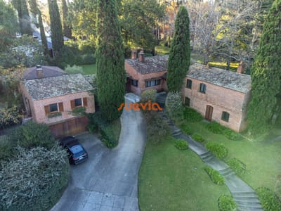 ESPECTACULAR CASA EN ZONA SHOPPING