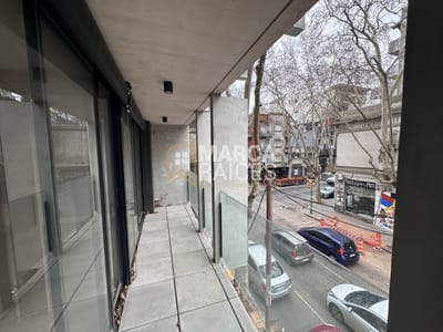 Alquiler Apartamento 1 Dormitorio  con cochera Barrio Sur Montevideo
