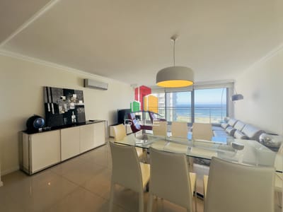 Alquiler de apartamento de 3 dormitorios en Punta del Este
