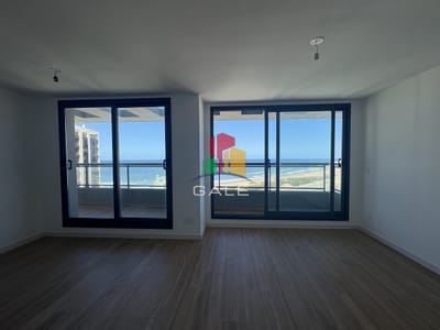 Apartamento en venta 2 dormitorios con vista parcial al mar!